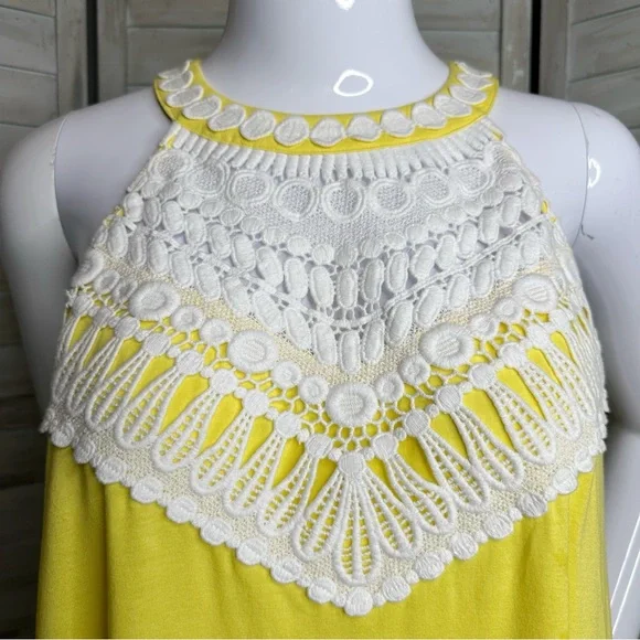 Lilly Pulitzer Dawn halter top Small pineapple juice yellow + white crochet lace - Picture 3 of 11